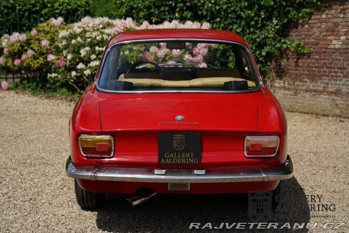 Alfa Romeo GT 1300 Junior 1975