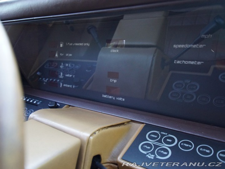 Aston Martin Lagonda 1984