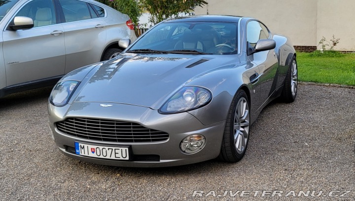 Aston Martin Ostatní modely V12 Vanquish 2003