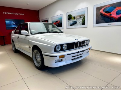 BMW M3 E30