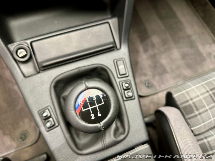 BMW M3 E30 1988