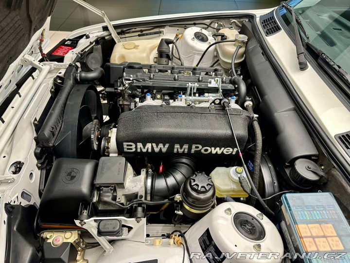 BMW M3 E30 1988