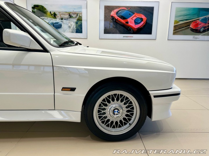 BMW M3 E30 1988