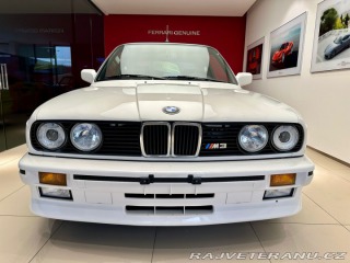 BMW M3 E30 1988
