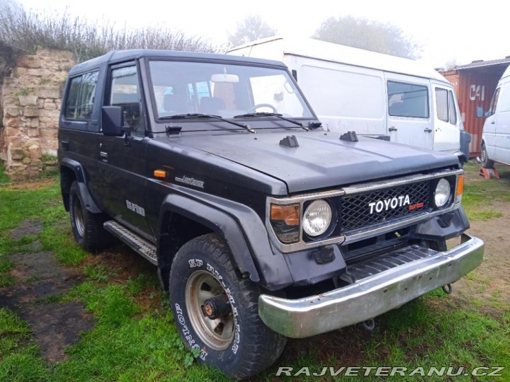 Toyota Land Cruiser J70 1986