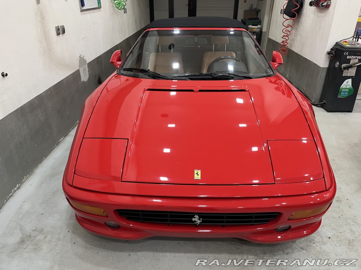 Ferrari Ostatní modely F355 spider manuál