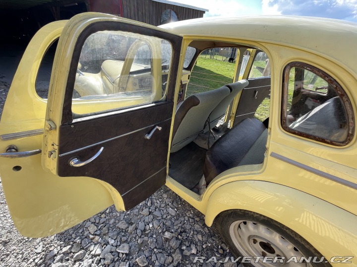 Škoda 1102 Tudor  1948