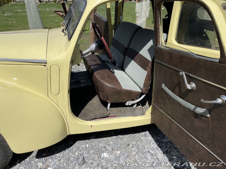 Škoda 1102 Tudor  1948