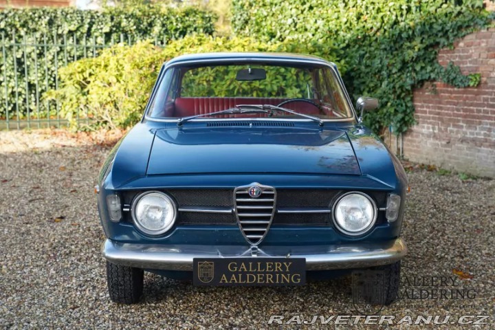 Alfa Romeo GT 1300 Junior 1961