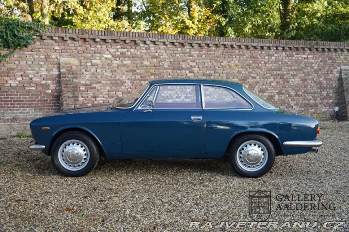 Alfa Romeo GT 1300 Junior 1961