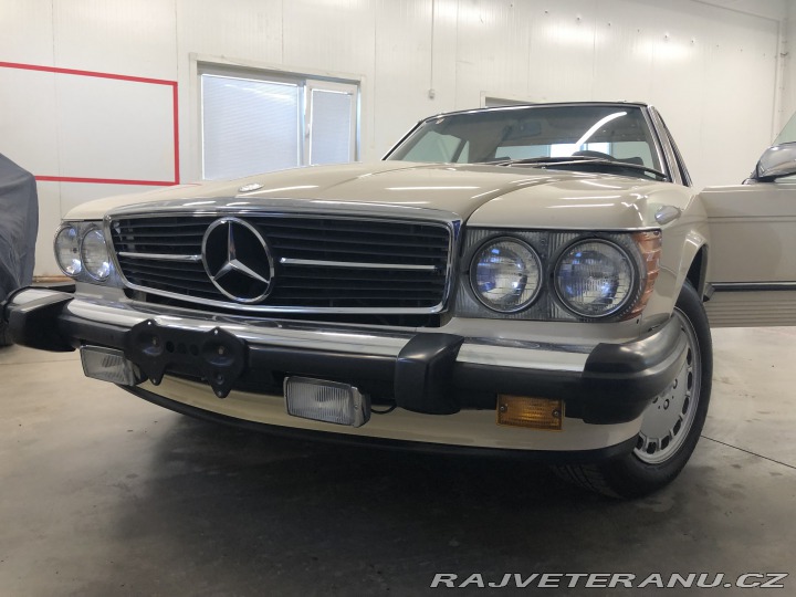 Mercedes-Benz 560 SL 1987