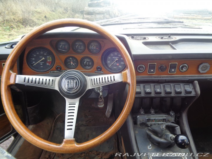 Fiat Dino 2400 coupe 1971