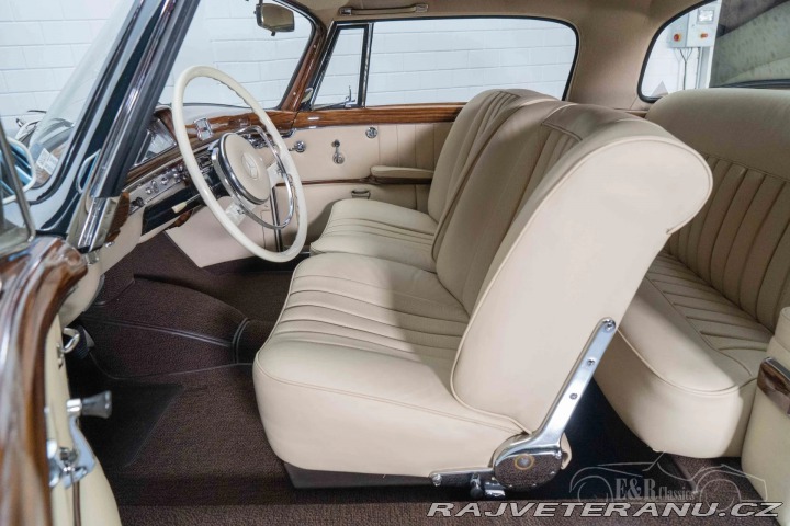 Mercedes-Benz 220 SE Ponton 1960