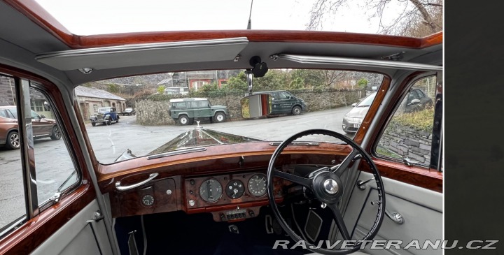 Bentley R Type Automatic Sports (4) 1954