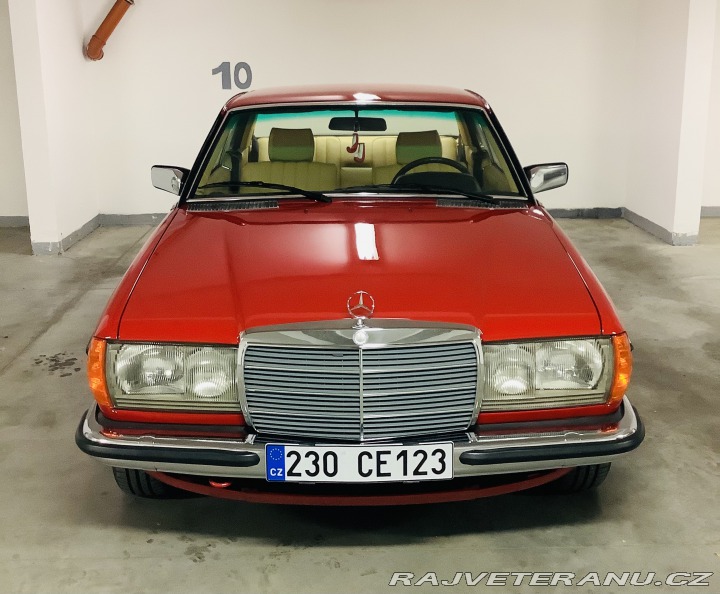 Mercedes-Benz 230 230CE 1982