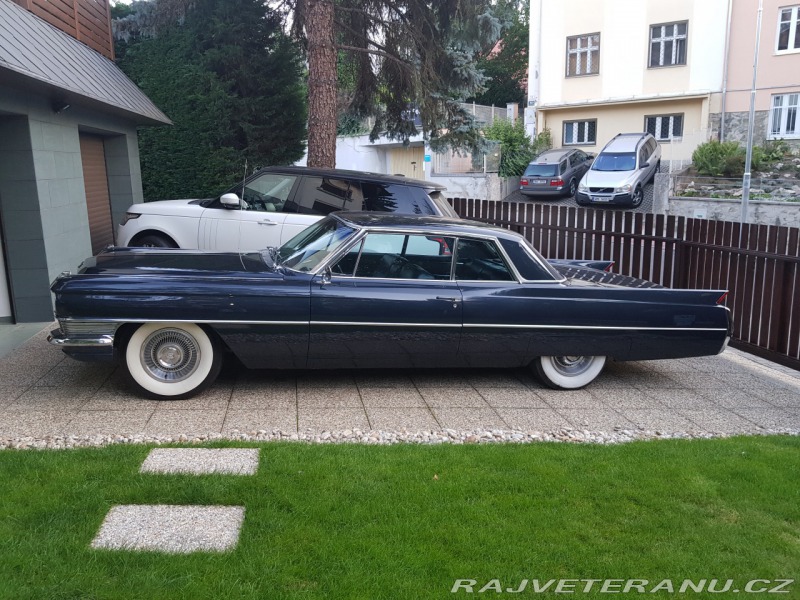 Cadillac Coupe de Ville 
