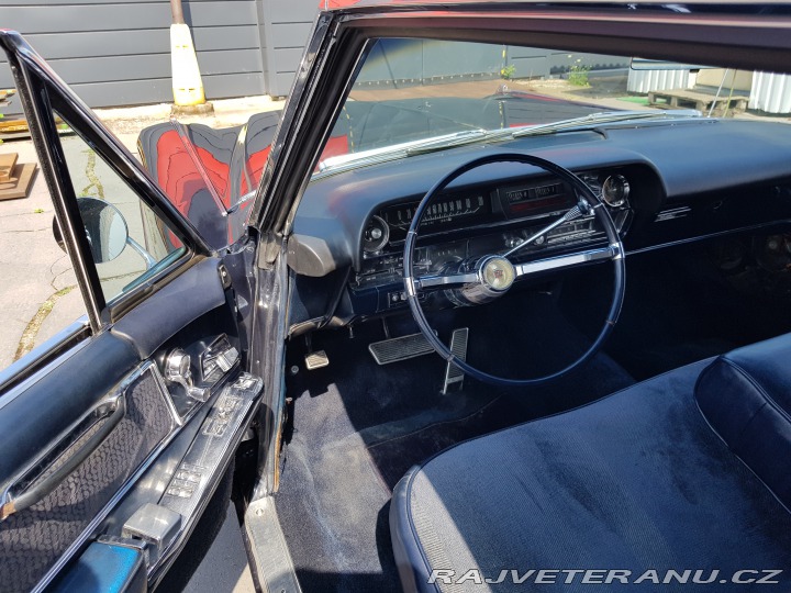 Cadillac Coupe de Ville