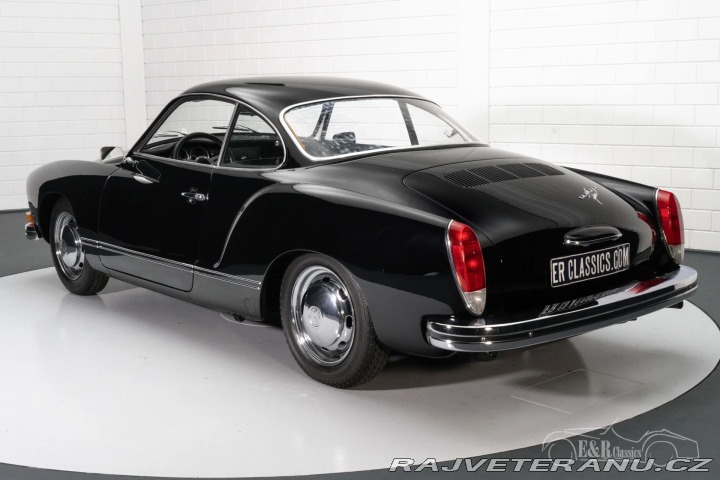 Volkswagen Karmann Ghia Coupe 1972