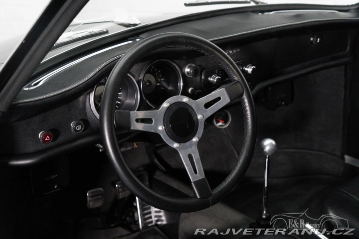 Volkswagen Karmann Ghia Coupe 1972