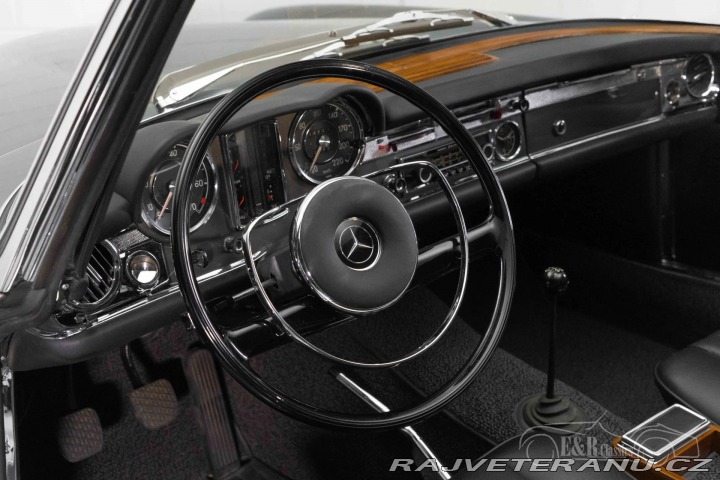 Mercedes-Benz 280 SL Pagoda 1968