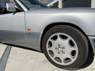 Mercedes-Benz E (W124) A124 1993