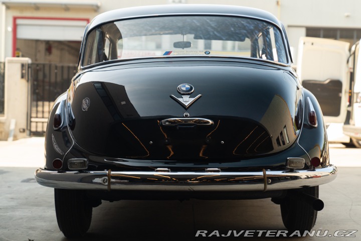 BMW 502 3.2 V8 1954