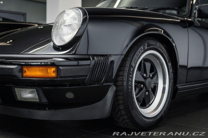 Porsche 911 Renovace/LM32 Walter Röhr 1988