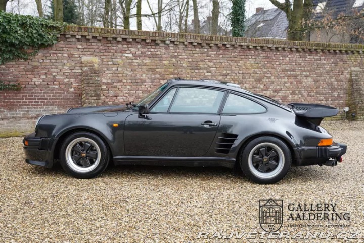 Porsche 911 930 3.3 Turbo S spec. 1983