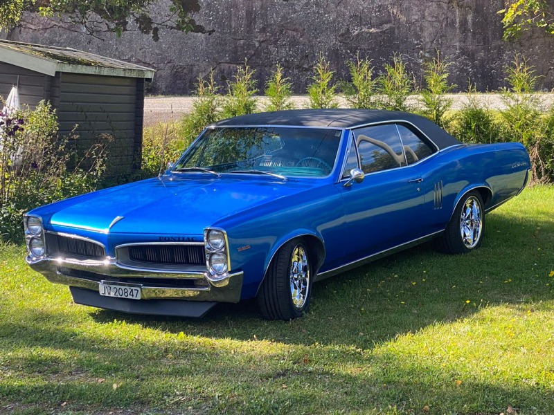 Pontiac LeMans 