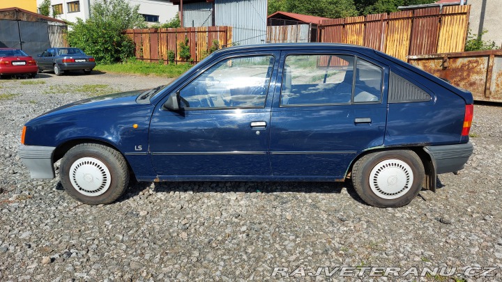 Opel Kadett 1,3 LS 1988