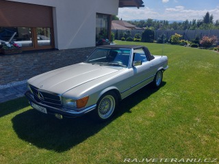Mercedes-Benz SL W107 380