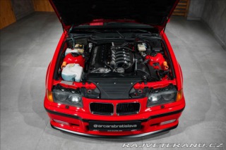 BMW M3 3,0 ZBERATEĽSKÝ KUS, MANU 1994