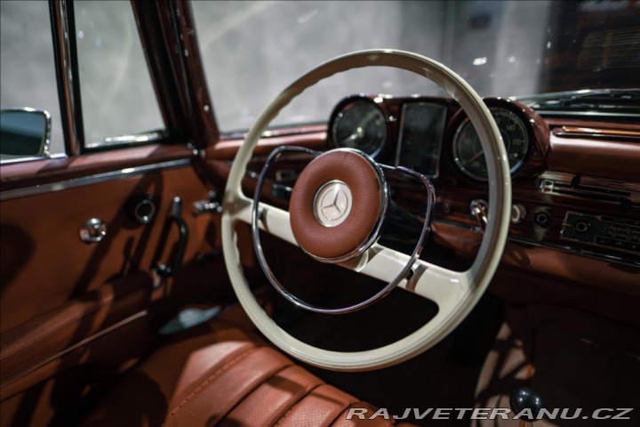 Mercedes-Benz 250 SE/C COUPE, 1966, BAMBOO, 1966