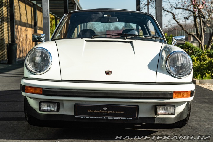 Porsche 911 CARRERA 2.7 TARGA 1974