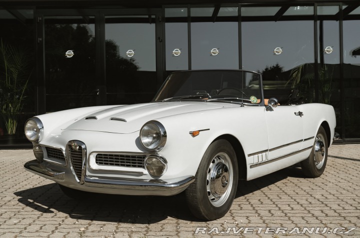 Alfa Romeo 2000 Spider Touring 1962