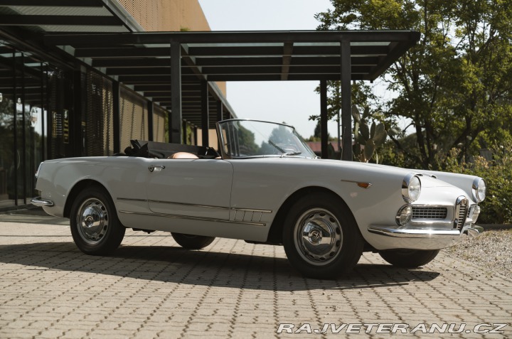 Alfa Romeo 2000 Spider Touring 1962