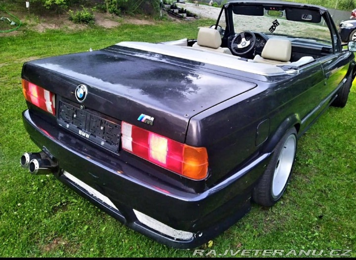 BMW 3 E30 325i 1986