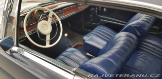 Mercedes-Benz 220 CE 1964