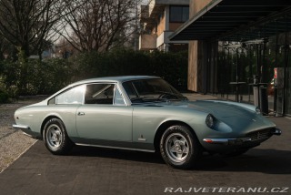 Ferrari 365 GT 2+2