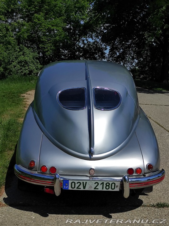 Tatra 600 Tatraplan 1952