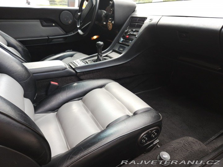 Porsche 928 S4 manuální 1988
