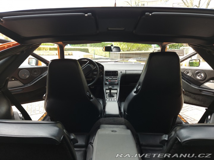 Porsche 928 S4 manuální 1988