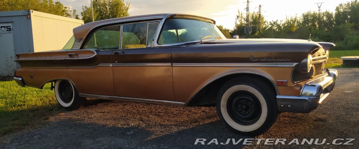 Mercury Ostatní modely montclair 1957