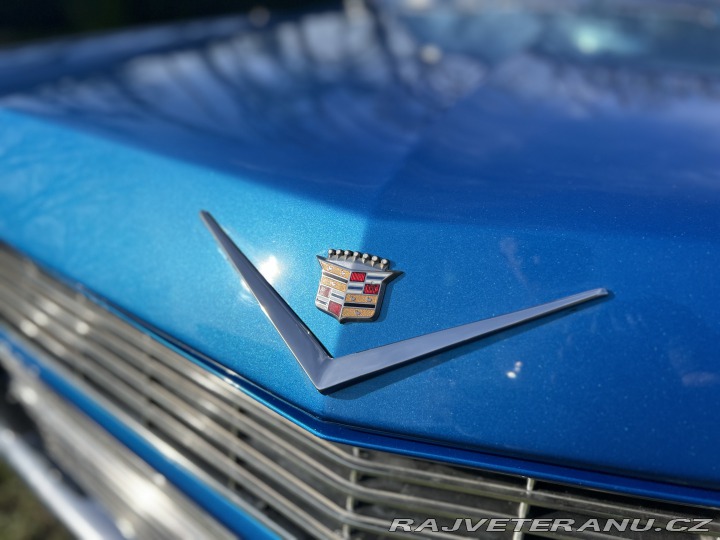 Cadillac DeVille Convertible 1964