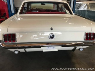 Ford Mustang  1964
