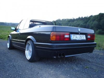 BMW 3 E30