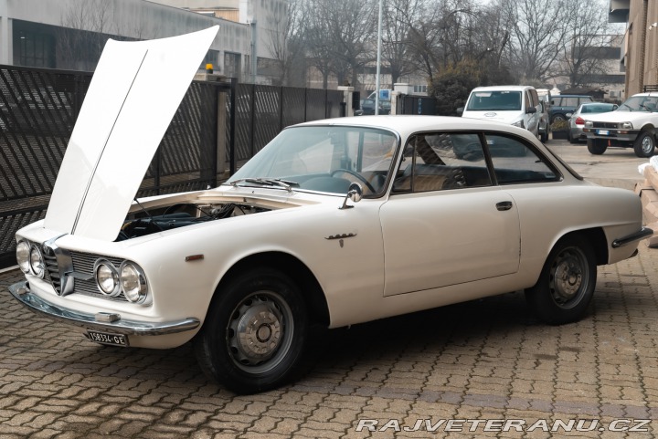 Alfa Romeo 2000 SPRINT 1961