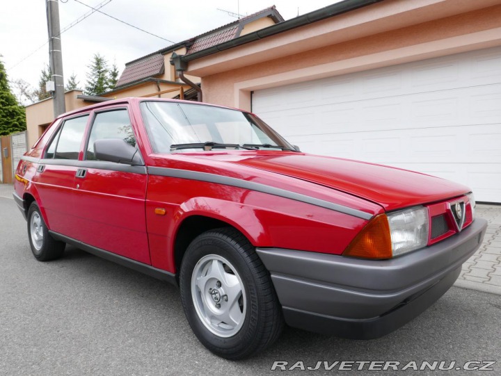 Alfa Romeo 75 1,6 ie INVESTICE 1991