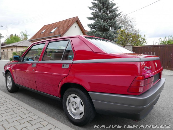 Alfa Romeo 75 1,6 ie INVESTICE 1991