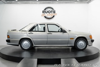 Mercedes-Benz E 190 1985